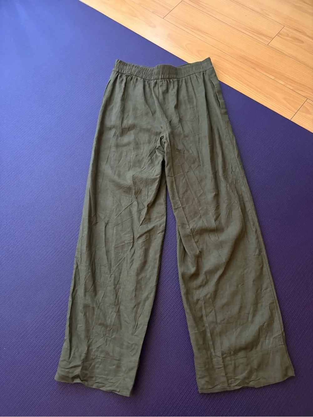 Zara Women’s Olive Green Linen Pants